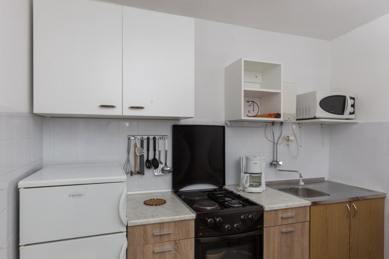 Apartments Miskovic Donje Celo Δωμάτιο φωτογραφία